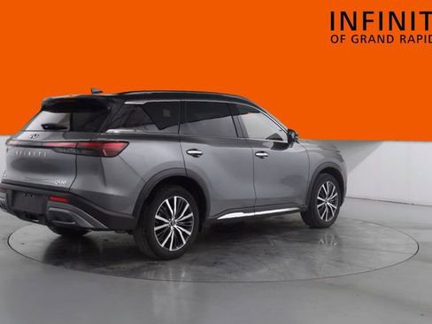 Used 2022 INFINITI QX60 Autograph w/ Cargo Package image 3