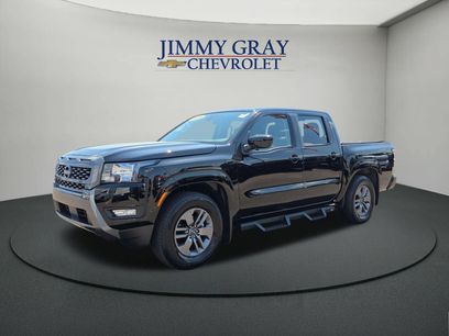Used 2025 Nissan Frontier SV w/ SV Convenience Package