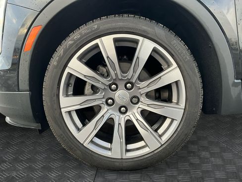 Used 2019 Cadillac XT4 Premium Luxury image 16