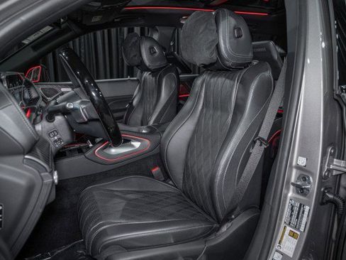 New 2026 Mercedes-Benz Maybach GLS 600 4MATIC image 10