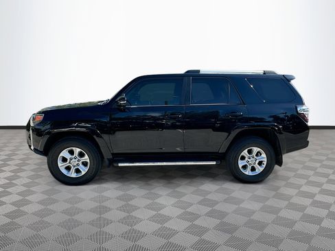 Used 2020 Toyota 4Runner SR5 image 4