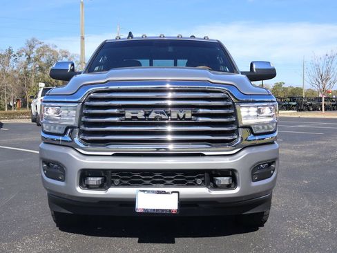 Used 2022 RAM 2500 Limited image 8