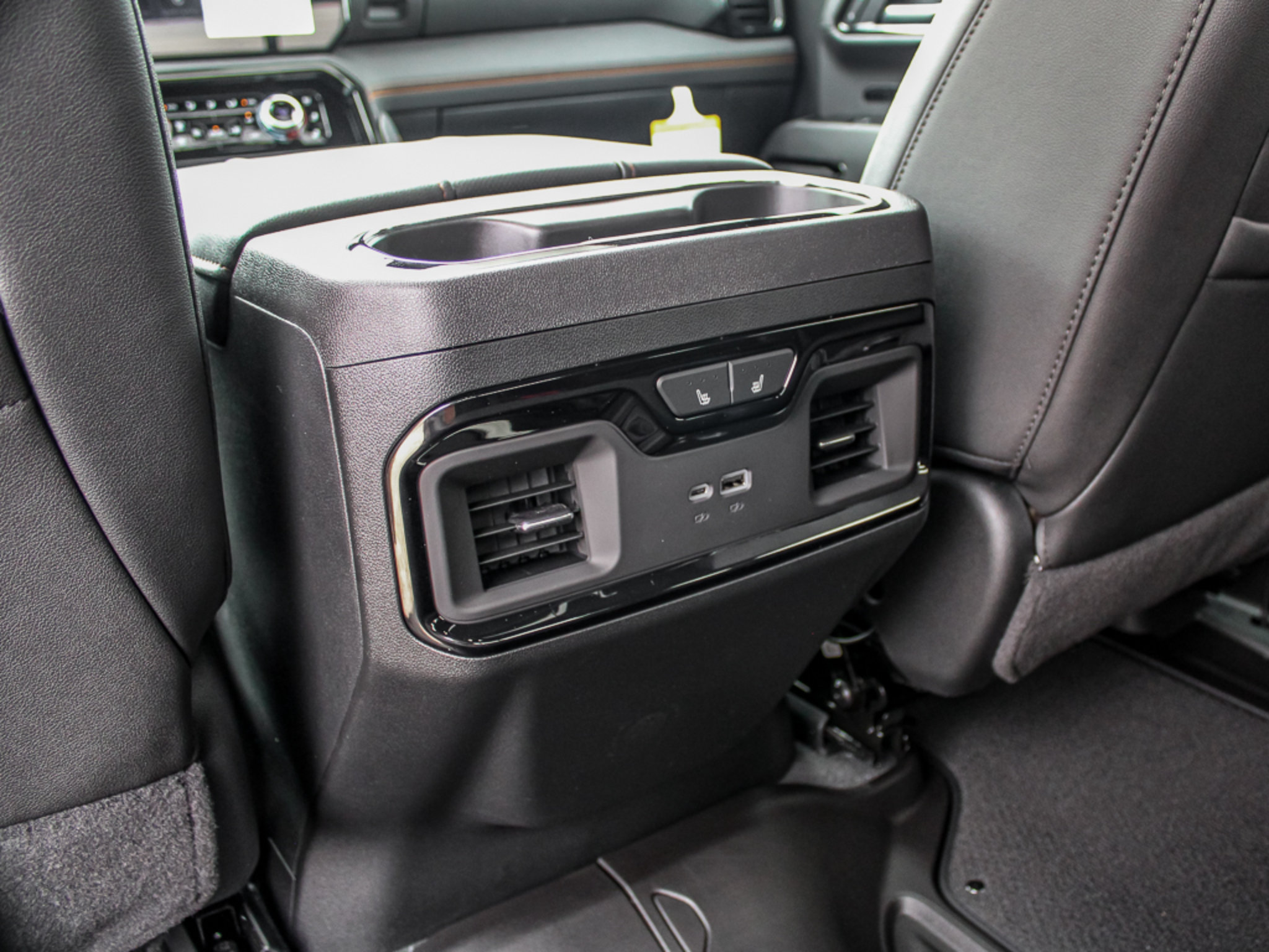 New 2026 GMC Sierra 1500 AT4 w/ Technology Package AWD/4WD image 25