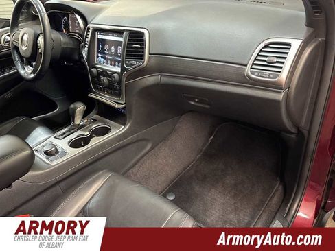 Used 2018 Jeep Grand Cherokee Limited image 41