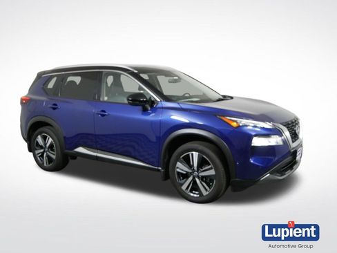 Used 2023 Nissan Rogue SL AWD/4WD image 1