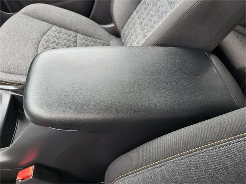 Used 2024 Chevrolet Equinox LT image 10