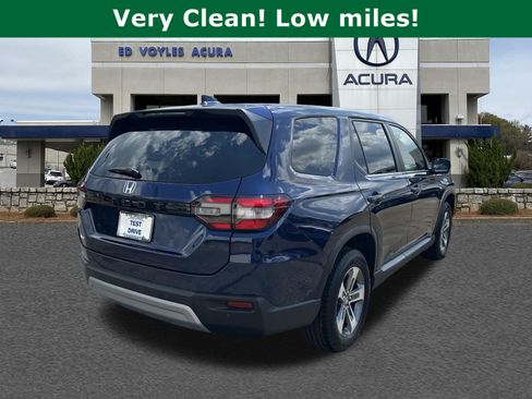 Used 2025 Honda Pilot EX-L image 5