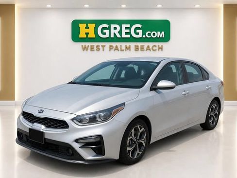 Used 2020 Kia Forte LXS FWD image 4