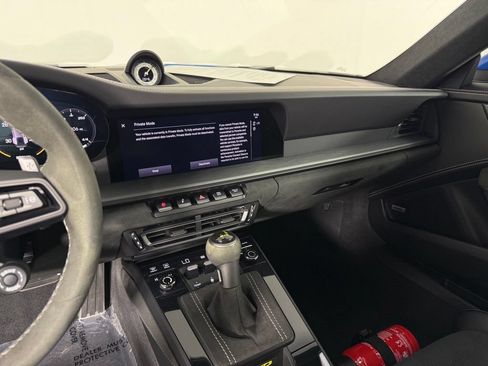Certified 2022 Porsche 911 GT3 RWD image 24