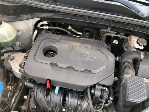 Used 2018 Kia Sportage LX FWD image 31