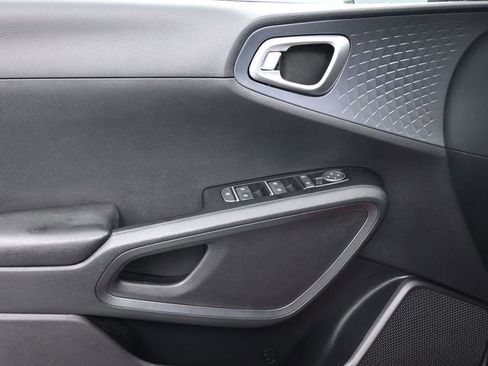 Used 2020 Kia Soul GT-Line image 11