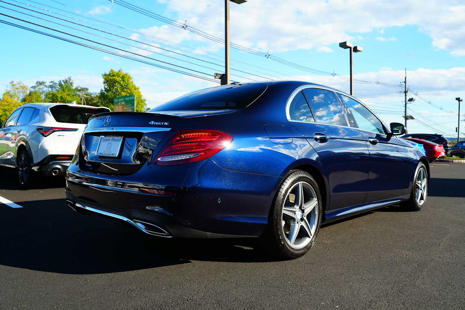 Used 2017 Mercedes-Benz E 300 4MATIC image 7