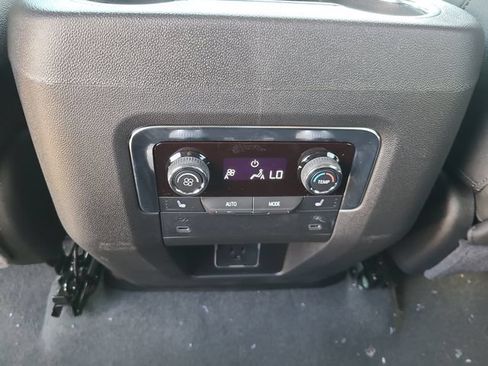 New 2026 Chevrolet Suburban LT w/ Comfort Package RWD image 18