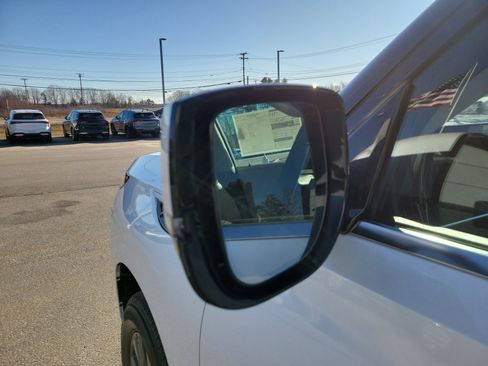 New 2026 INFINITI QX80 Pure w/ Cargo Package image 13