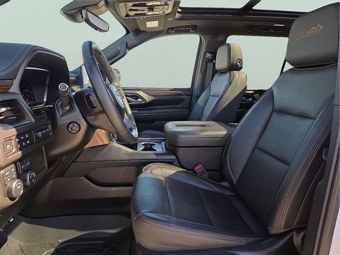 Certified 2024 Chevrolet Tahoe High Country w/ Premium Package 2 image 15