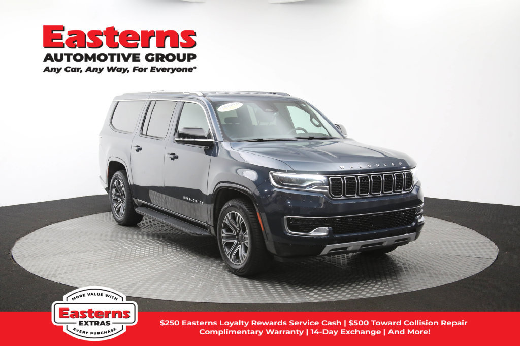 Used 2024 Jeep Wagoneer L Series II w/ Flexible Seating Group RWD image 57