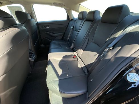 Used 2025 Honda Accord Touring image 16