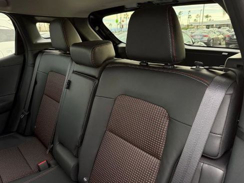 New 2026 Nissan Kicks SR image 10