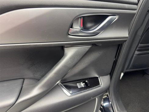 Used 2022 MAZDA CX-9 Touring w/ Touring Premium Package image 38