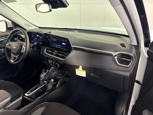 New 2026 Chevrolet TrailBlazer LT w/ Convenience Package FWD image 35