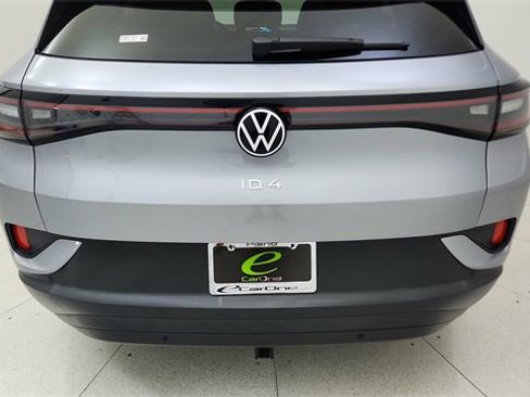 Used 2023 Volkswagen ID.4 Pro image 11