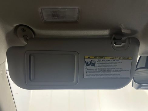 Used 2023 Toyota RAV4 XLE image 77