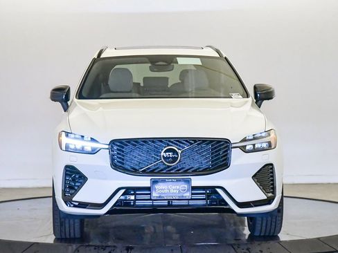 New 2026 Volvo XC60 T8 Plus w/ Protection Package Premier AWD/4WD image 7