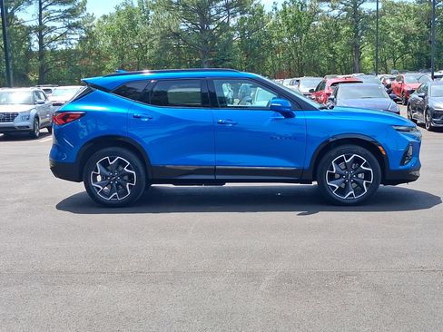 Used 2020 Chevrolet Blazer RS image 2