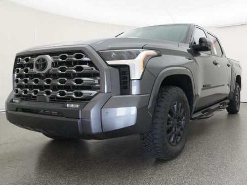 New 2026 Toyota Tundra SR5 AWD/4WD image 32