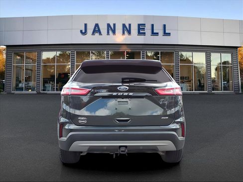 Used 2024 Ford Edge SEL w/ Class II Trailer Tow Package image 6