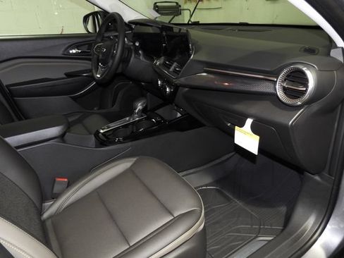 New 2026 Chevrolet Trax ACTIV w/ Driver Confidence Package FWD image 41