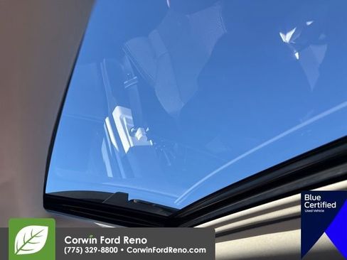 Used 2024 Subaru Outback Premium image 17