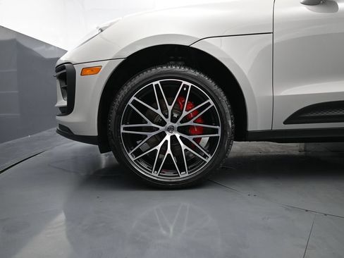 New 2026 Porsche Macan S AWD/4WD image 7