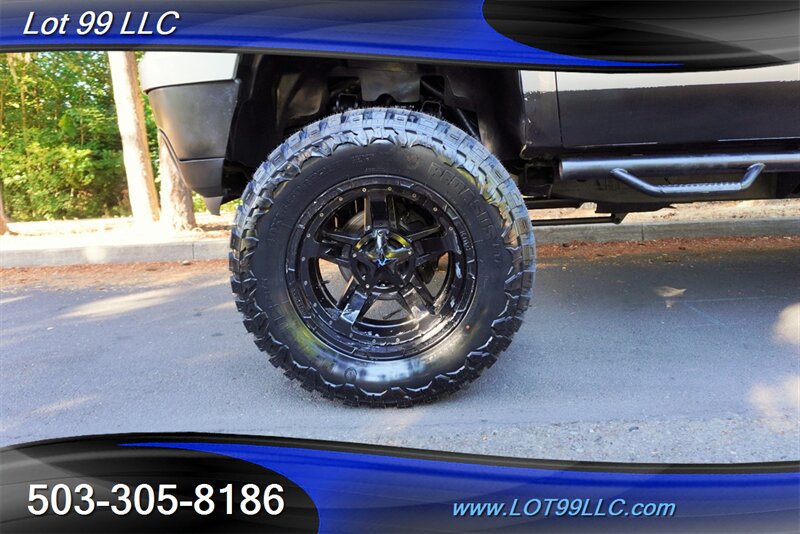 Used 2014 GMC Sierra 2500 SLT w/ SLT Convenience Package AWD/4WD image 3