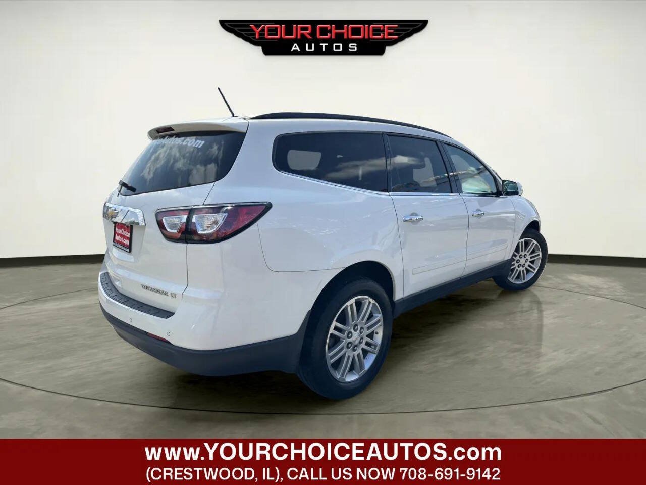 Used 2015 Chevrolet Traverse LT w/ Style and Technology Package FWD image 5