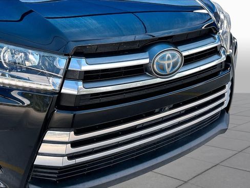 Used 2019 Toyota Highlander Limited Platinum AWD/4WD image 30