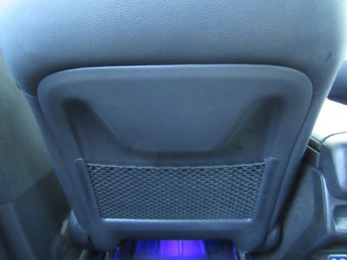 Used 2024 Mercedes-Benz GLE 450e 4MATIC image 32