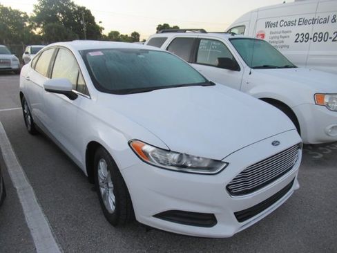 Used 2015 Ford Fusion S FWD image 1