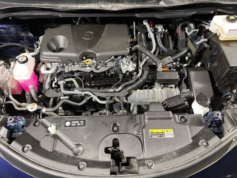 Certified 2023 Toyota Sienna XLE image 9