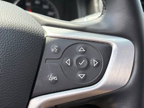 Used 2023 GMC Acadia SLT AWD/4WD image 19