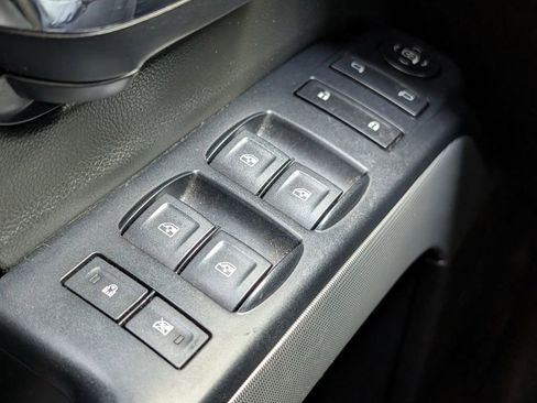Used 2018 Chevrolet Silverado 1500 LT w/ All Star Edition AWD/4WD image 22
