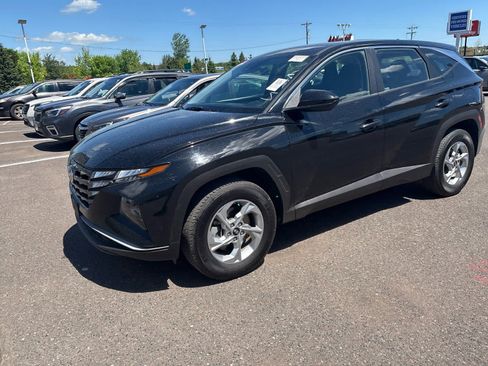 Used 2024 Hyundai Tucson SE AWD/4WD image 4