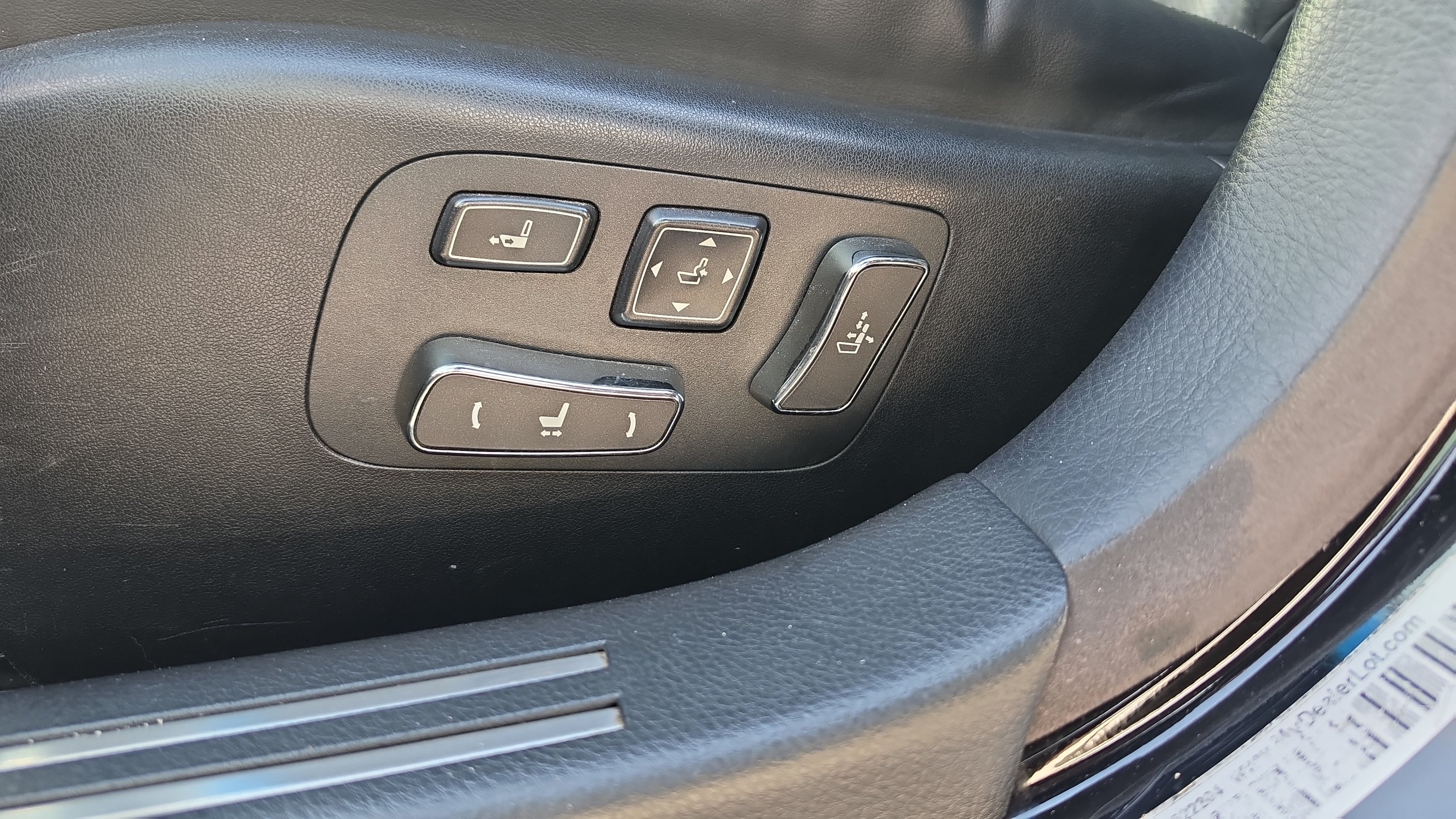 Used 2013 Lexus LS 460 w/ F-Sport Pkg RWD image 10