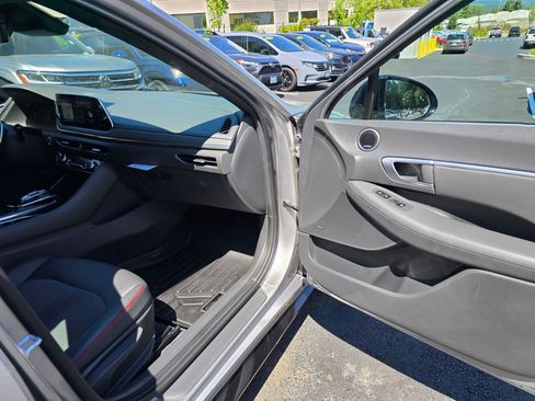 Used 2021 Hyundai Sonata SEL Plus w/ Tech Package FWD image 10