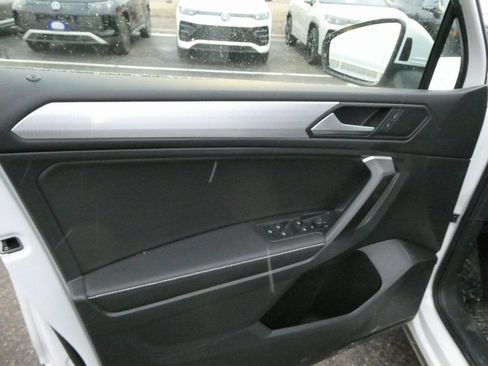 Used 2024 Volkswagen Tiguan S w/ MDO Package, Two-Row AWD/4WD image 18