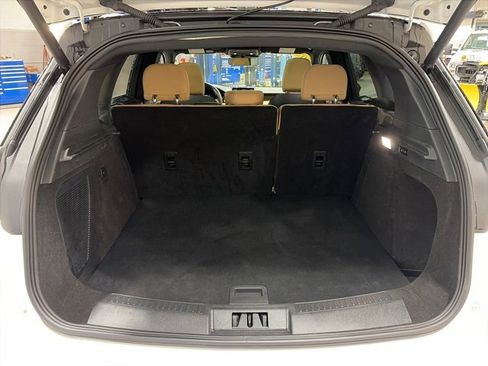 Used 2022 Lincoln Corsair Reserve w/ Equipment Group 201A image 42