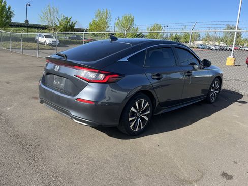Used 2023 Honda Civic EX-L image 6