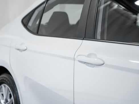 Used 2025 Toyota Camry LE image 14