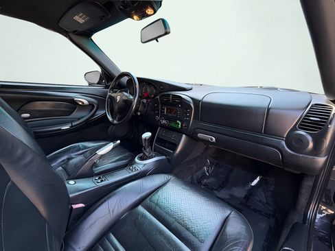Used 2002 Porsche 911 Carrera RWD image 24