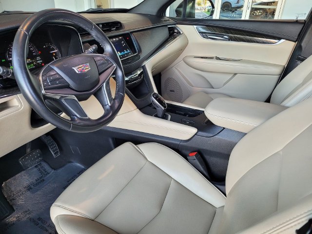 Used 2019 Cadillac XT5 FWD image 10